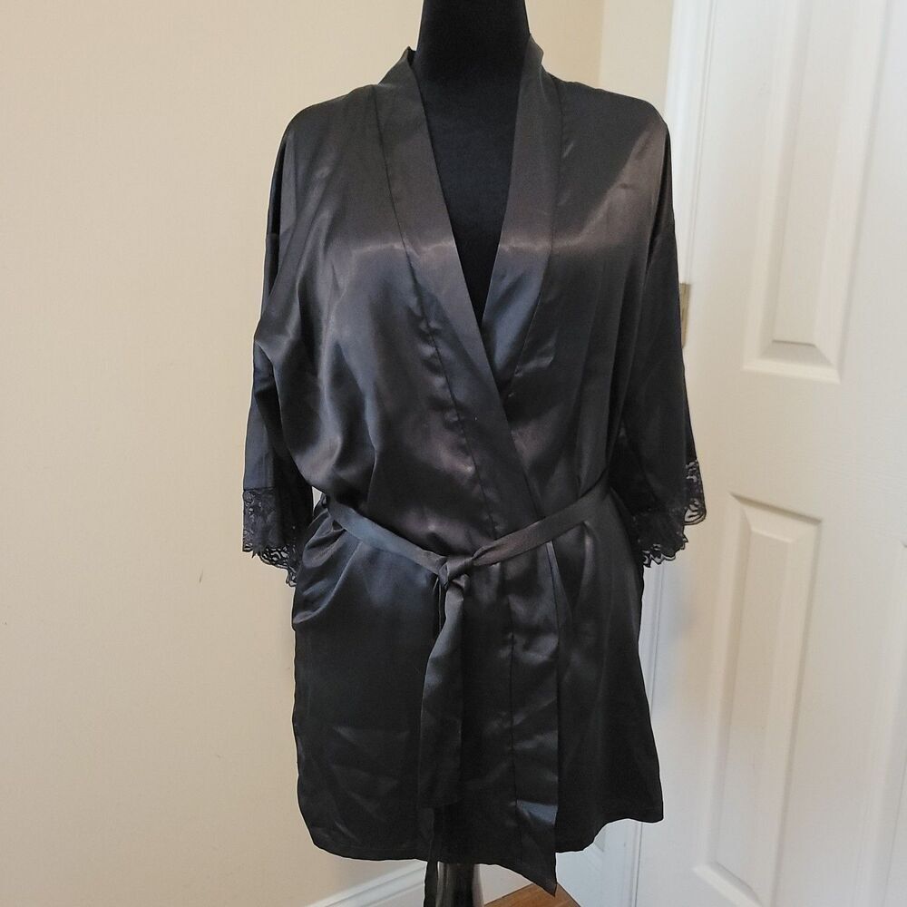 Fredericks of Hollywood Black Satin Black Lace Trim Robe Womens S